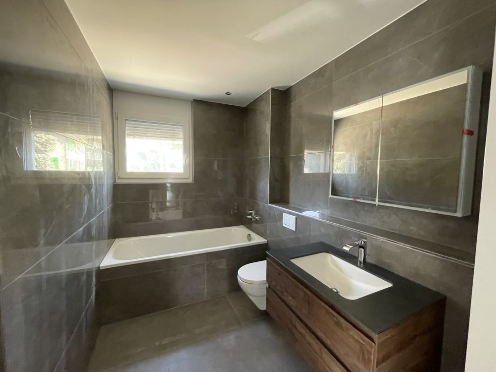 2.5 Zimmer Erstvermietung in Mörschwil - Bad / WC