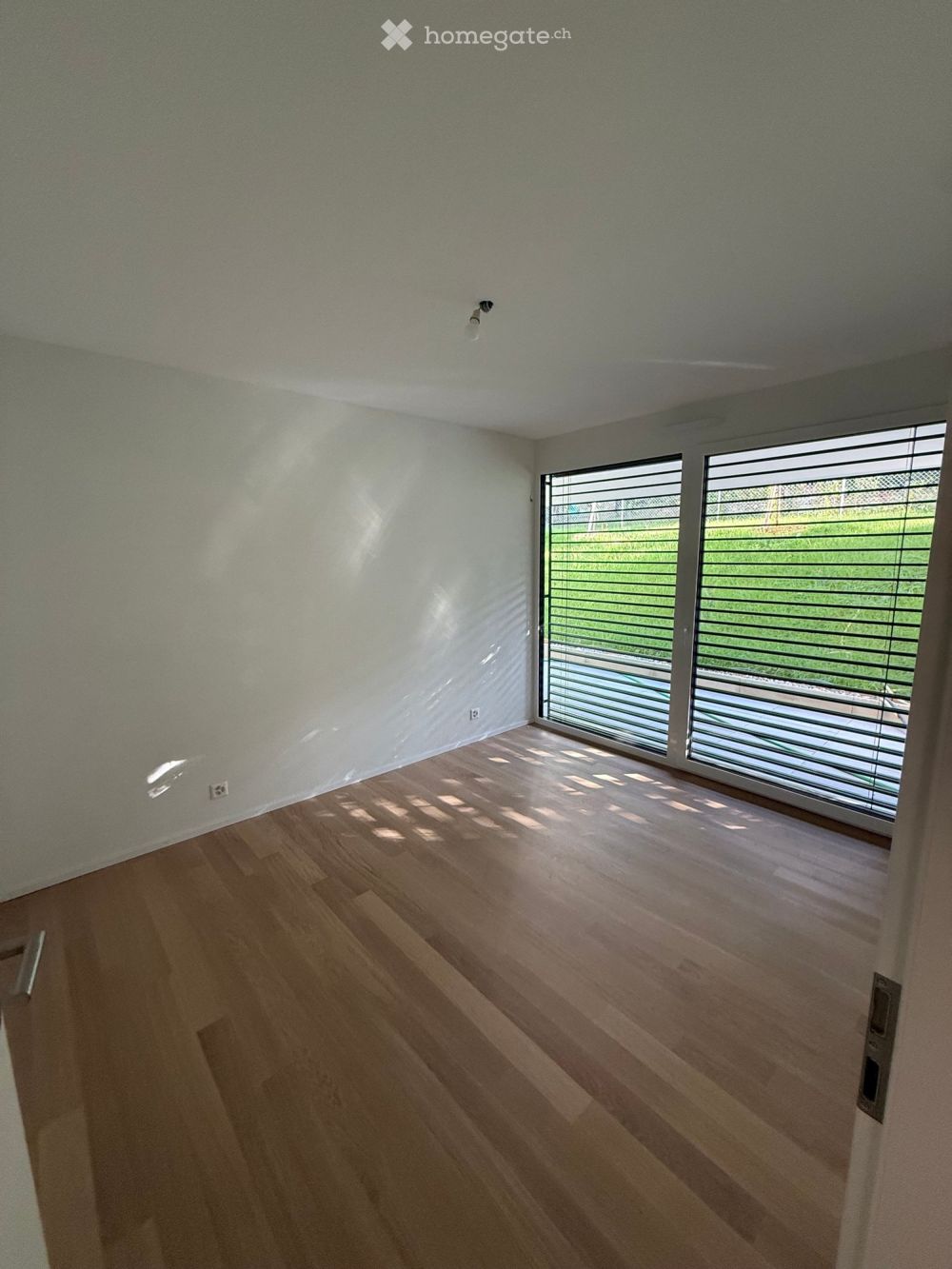À louer grand 2.5 p neuf avec jardin à deux pas de la gare - Bild 3