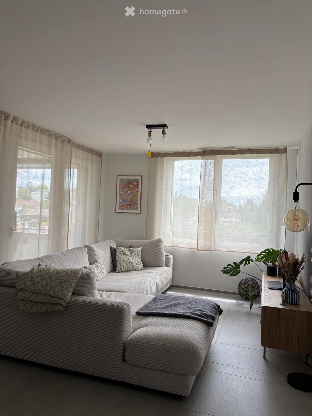 Moderne 3.5-Zimmer-Neubauwohnung mit Balkon und herrlicher Aussicht in Wil SG - Bild 1