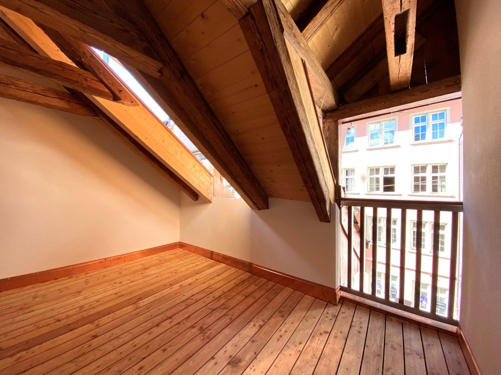 Einzigartige Loftwohnung im Herzen der Altstadt - Krummg 10, 2C, Loggia