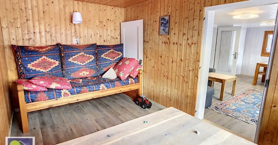 Chalet avec cachet à louer à l'année en residence secondaire - Chalet 3.5 pièces - image - 6