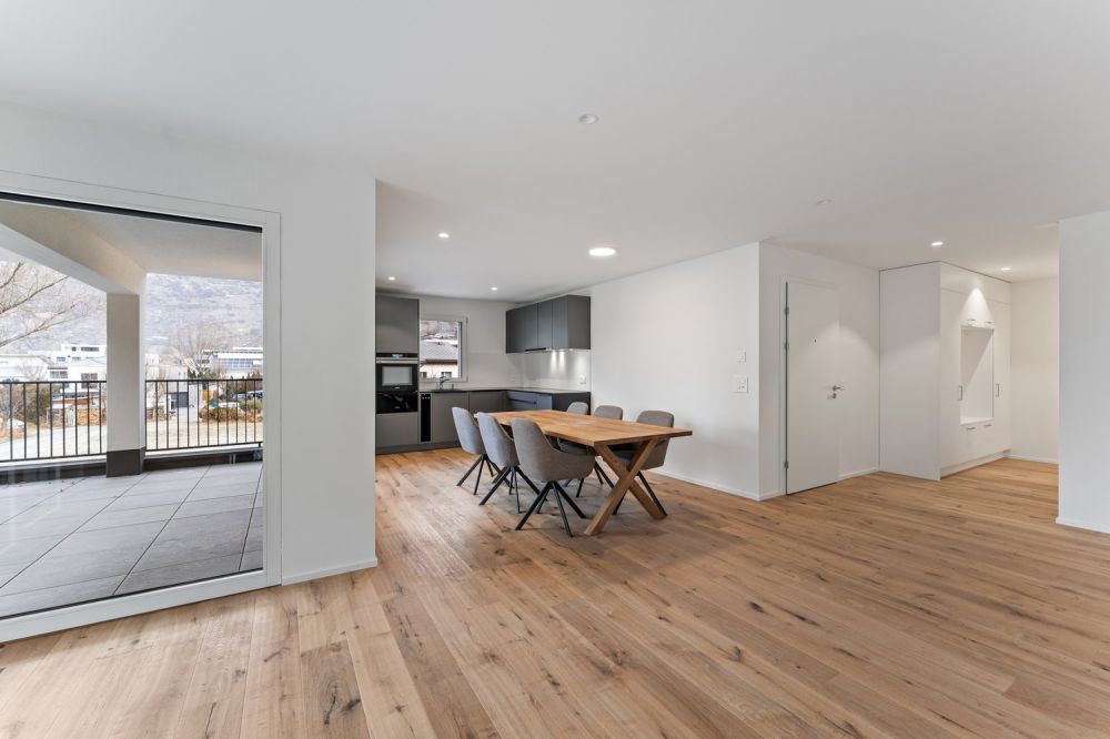 teilmöblilierte 5.5-Z-Wohnung mit 2Balkonen - Neubau - Bild 4