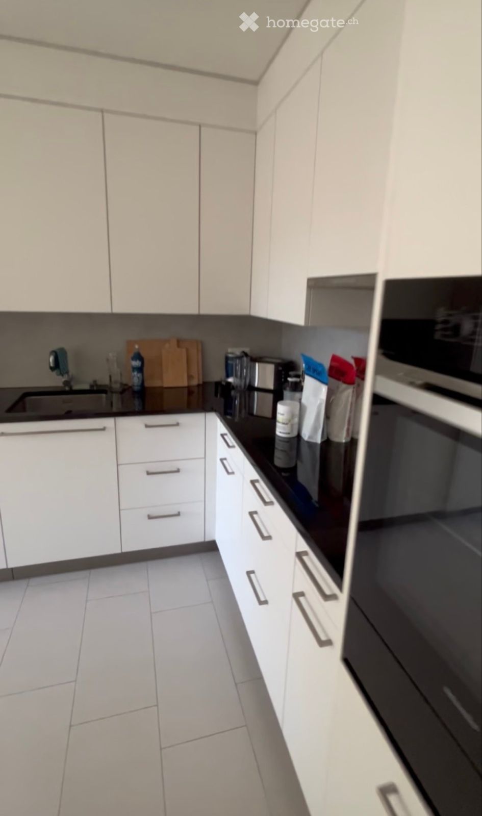 Helles WG-Zimmer in moderner Neubauwohnung mit Terrasse - Bild 3