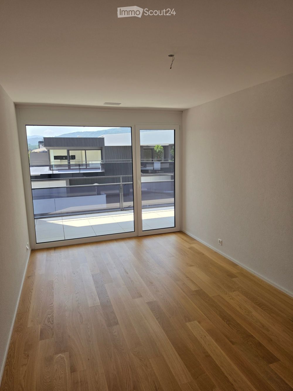 Prachtvolles 3.5-Zimmer-Neubau mit Balkon in Rolle - Bild 4