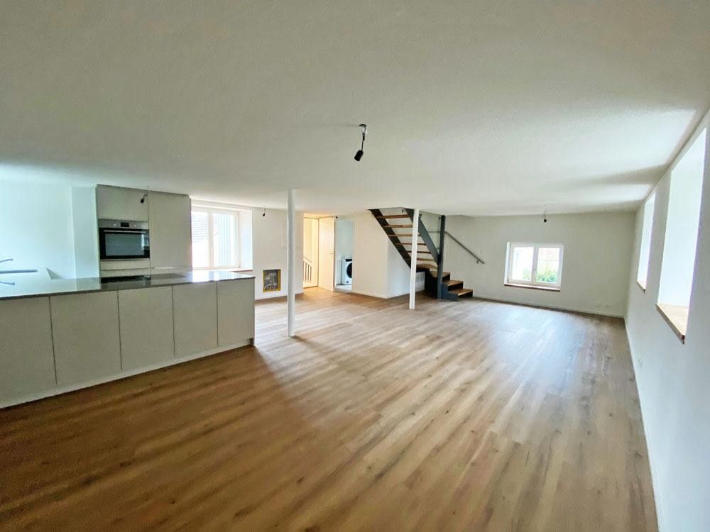 Attika-Wohnung mit Terrasse über den Dächern von Bad Zurzach - Bild 1