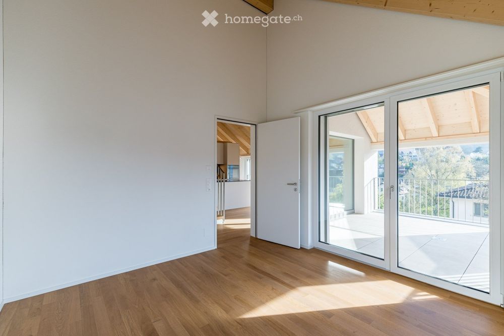 attraktive 4½-Zimmer-Wohnung mit Galerie Erstbezug - Bild 6