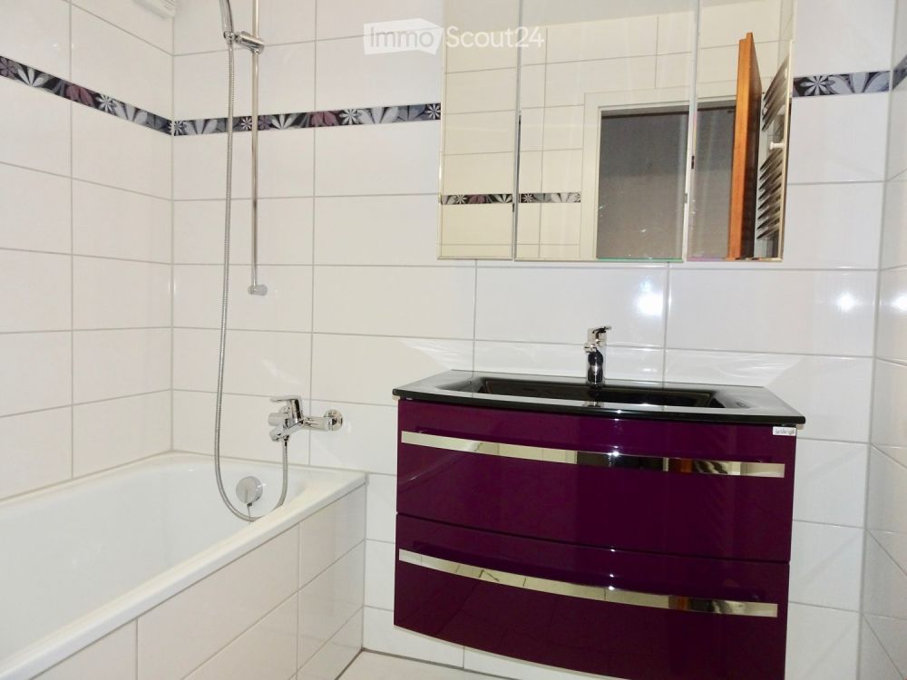 Modernisierte 41/2 Zimmer-Wohnung in total saniertem Mehrfamilienhaus - Bild 10