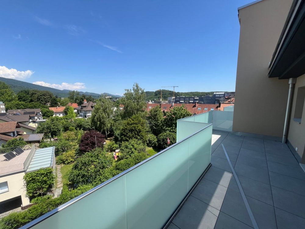 Erstbezug nach Totalsanierung – moderne 2.5-Zimmer-Attikawohnung mit 2 grossen Terrassen in Olten - Bild 9