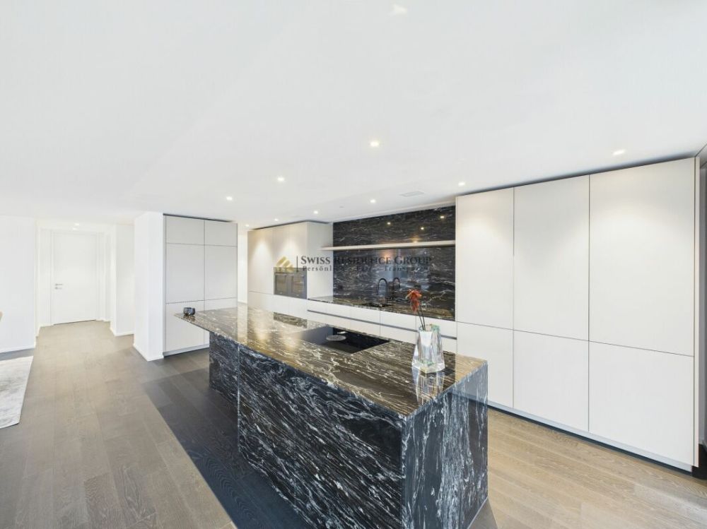 Privilegiert wohnen am Zürichsee mit: 5.5-Zimmer-Residenz mit Privatpool, Garten, See-und Bergsicht - Bild 5