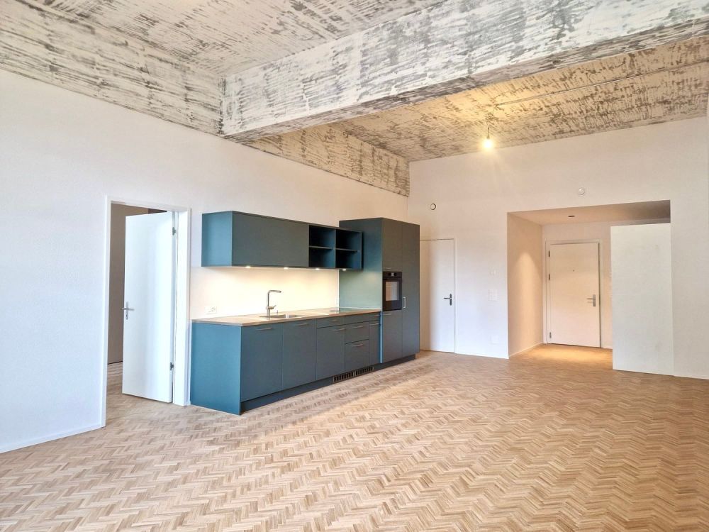 Modernes 3-Zimmer-Loft mit Industriecharme und freistehender Badewanne - Bild 3