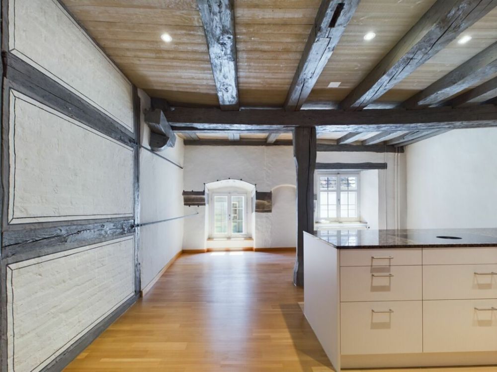 Kernsanierte 6.5-Zi Wohnung mitten in der Altstadt - Bild 3