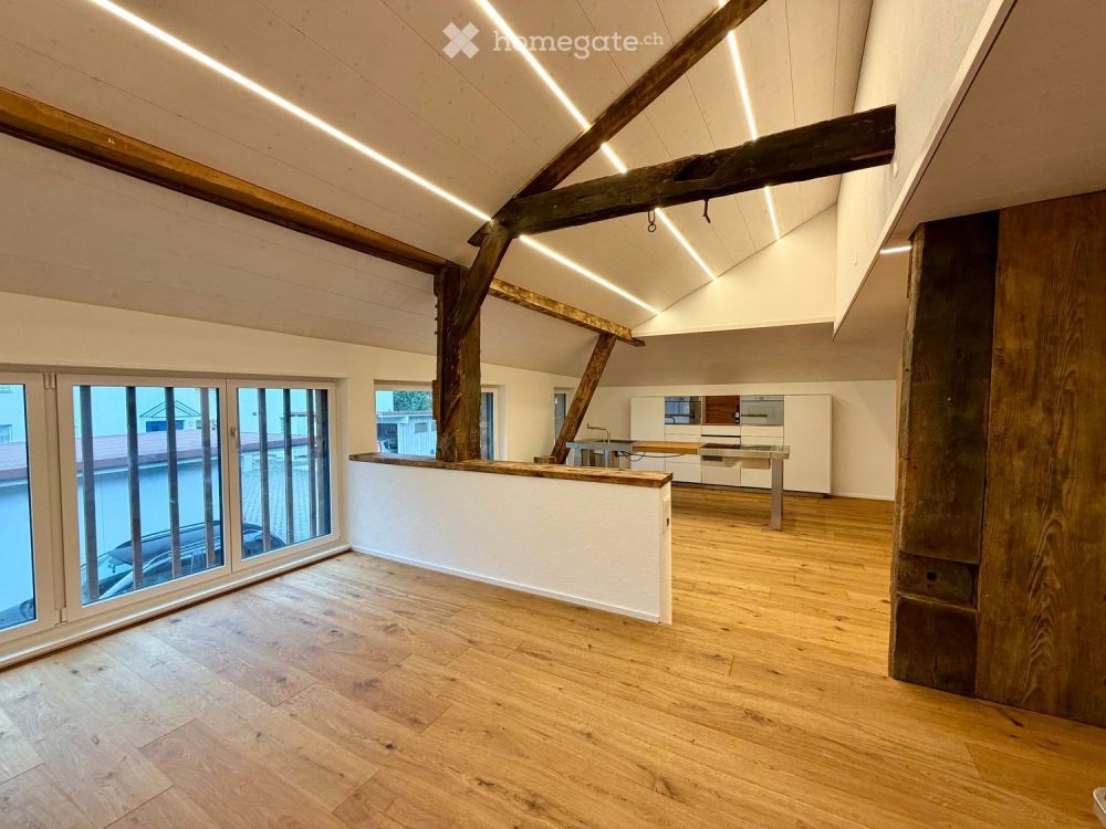 *Erstvermietung* Luxuriöse 6 Zi Wohnung in historischem Gebäude - Bild 1