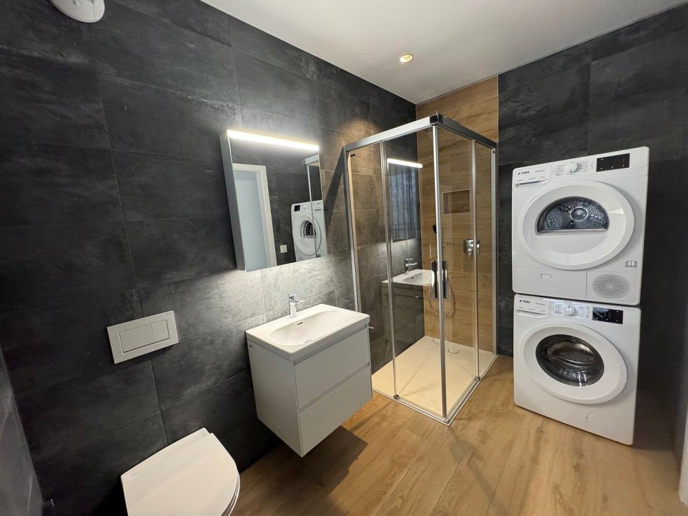 05646 - Appart. 5½ PCES - IMP. CHAMP-RIOND 14 - MATRAN - Bild 8