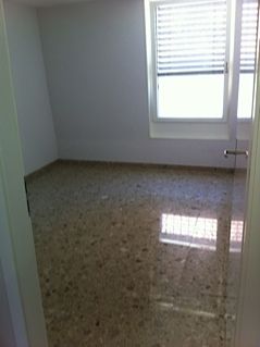 Centre Fribourg, rue piétonne, joli 2,5 p. à 1 min. à pied de la gare - Appartement 2.5 pièces - image - 4