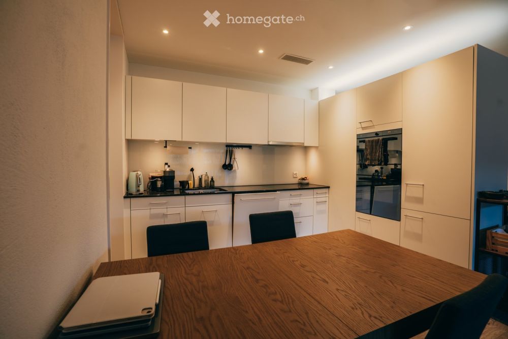 Modern 2.5-Room Ground Floor Apartment in Quiet Mönchaltorf - Bild 9