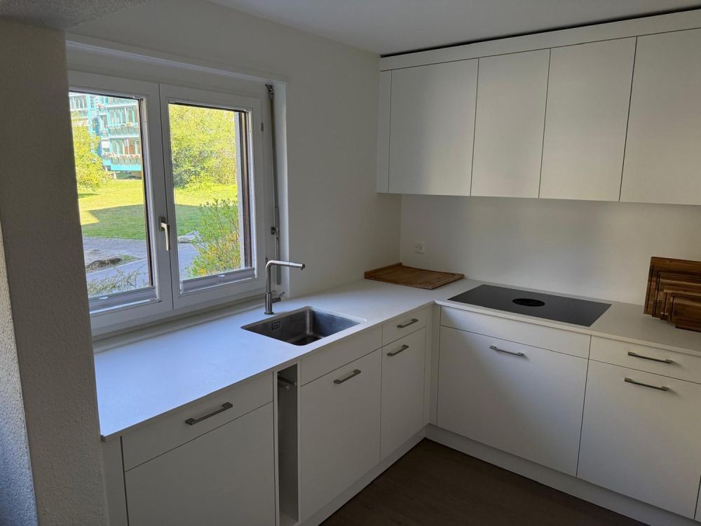 Hochwertiges, grosses Zimmer (24qm) in ruhiger Frauen-WG - Küche
