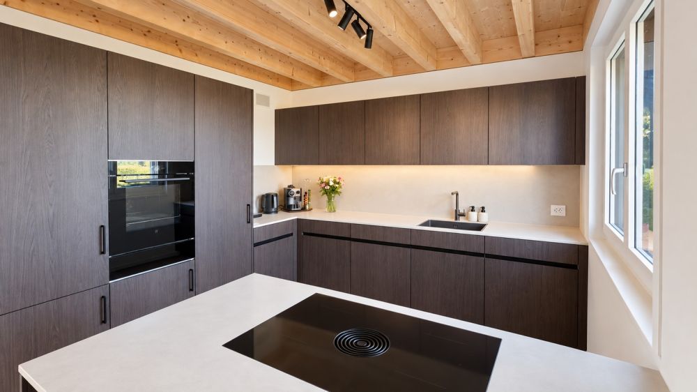 Modernes 6.5-Zimmer-Haus mit Garten und zwei Tiefgaragenplätzen - Bild 4