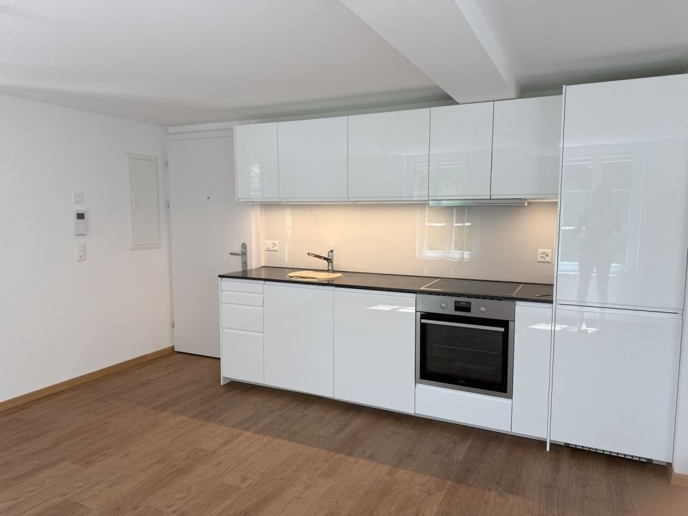 Kernsanierte zentral gelegene 2-Zim-Wohnung - Bild 10
