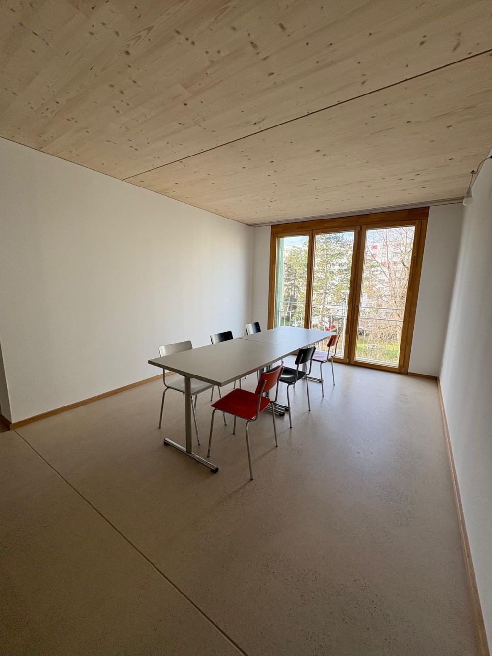 Erstvermietung 5.5 Zimmer-Wohnung in modernem Holzbau - Bild 6