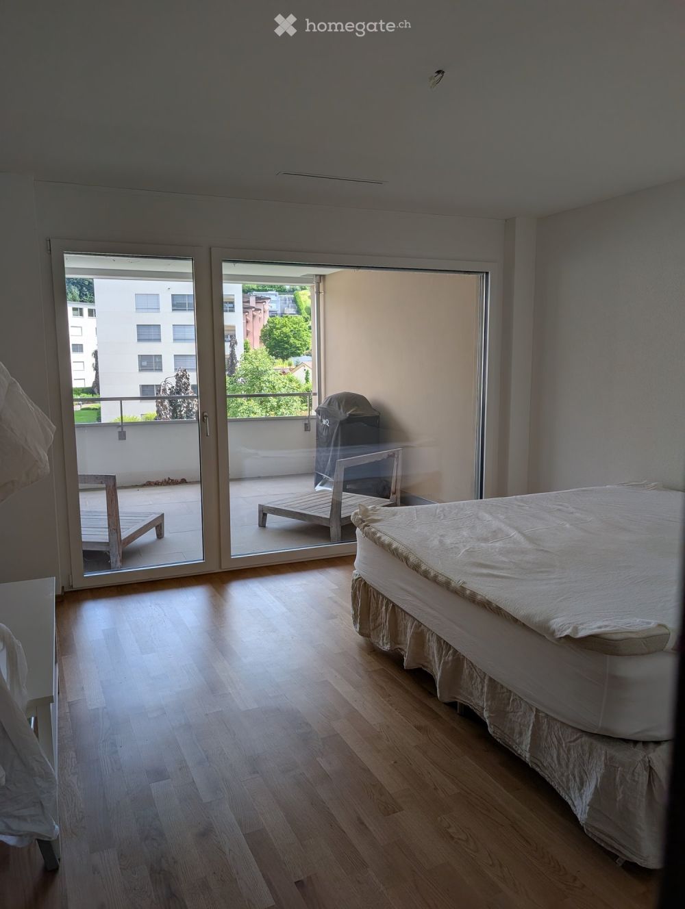Moderne 2.5-Zimmer-Wohnung mit Balkon in ruhiger Lage – Wollerau - Bild 1