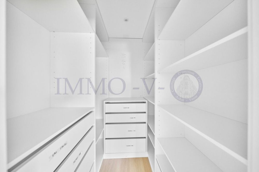 NEUVE DE STANDING AVEC JARDIN ET VUE SUR LA NATURE - Bild 6