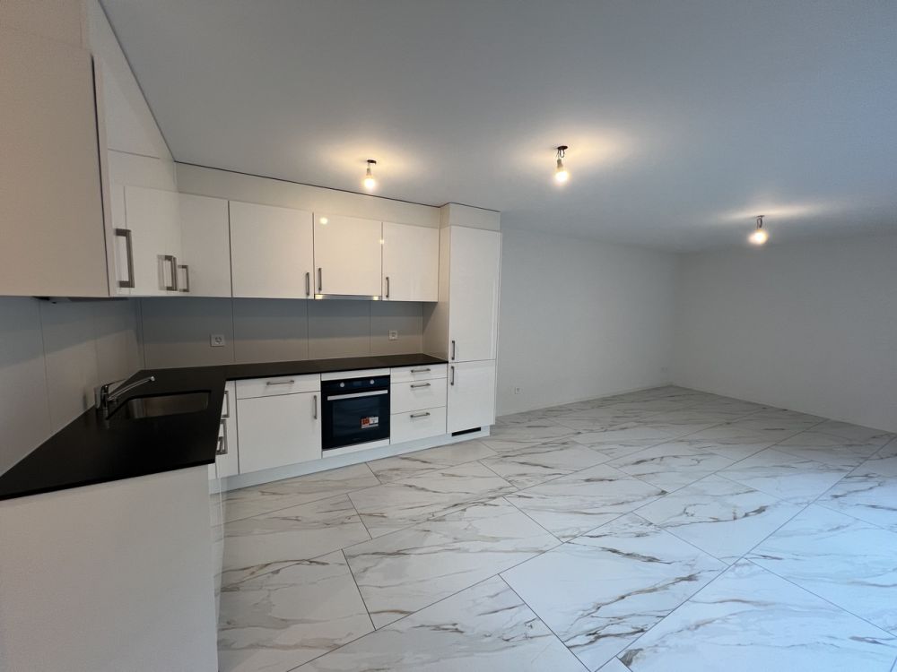 À LOUER - Nouveau 2.5 pièces au rez avec grande terrasse privative. - CUSINE