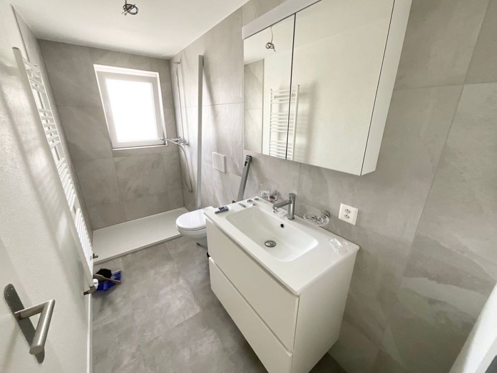 Appartement de 3 pièces neuf avec grande terrasse - Bild 4