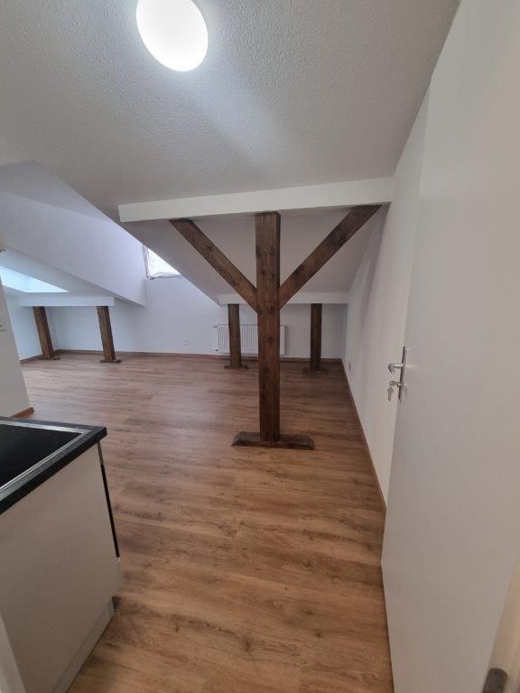 Charmant appartement sous les toits de 1 pièce à Valbirse - Bild 4