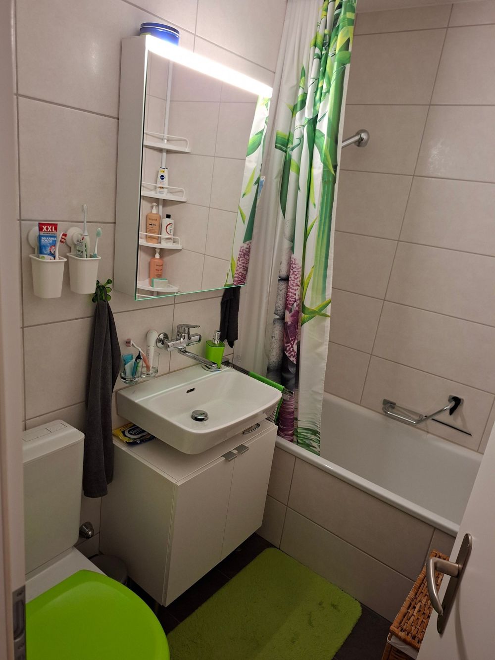 Total sanierte 3.5 Zimmerwohnung an zentraler Lage - Bild 7