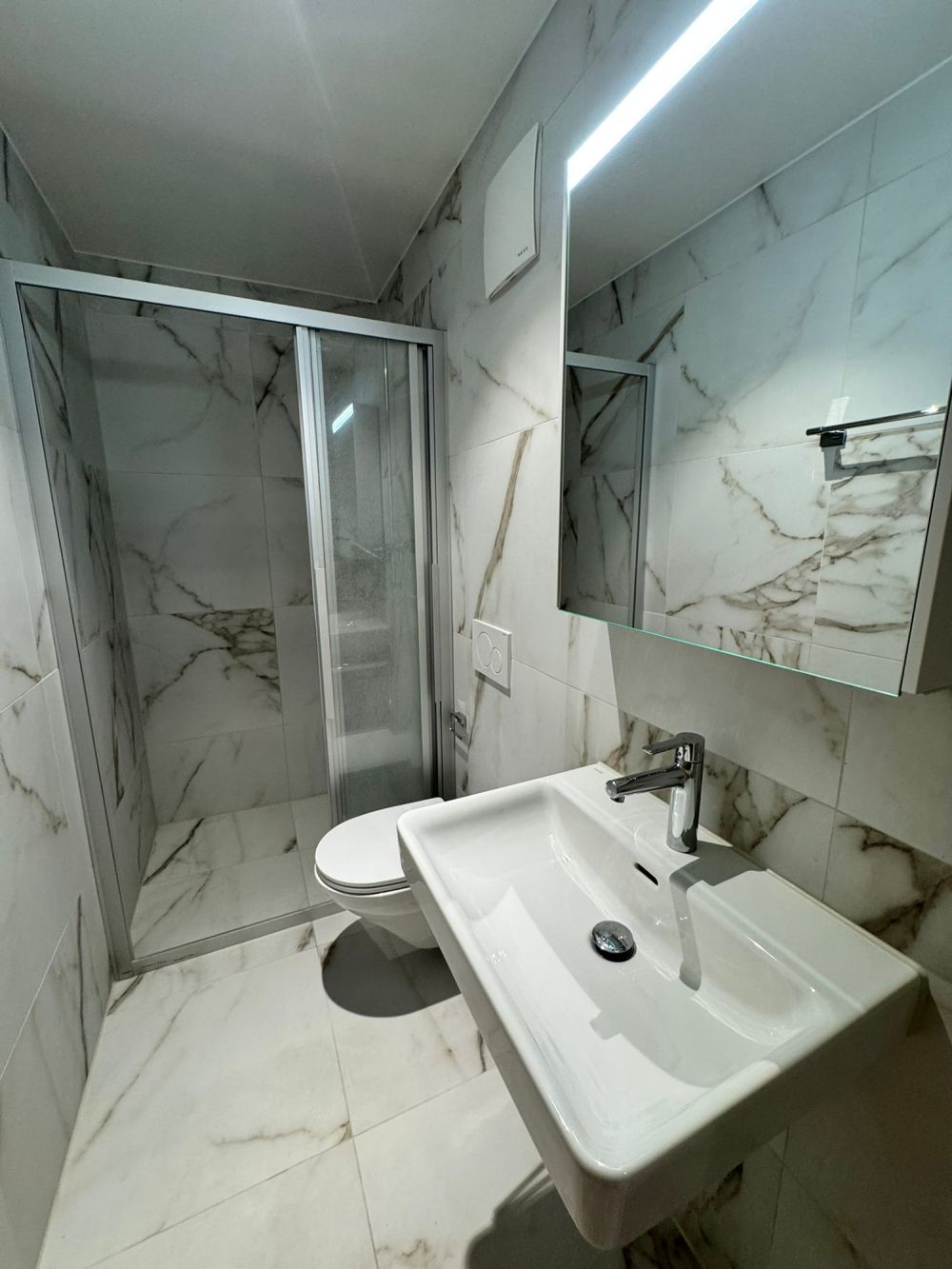 Moderne 3-Zimmer-Wohnung mit Balkon - Bild 3