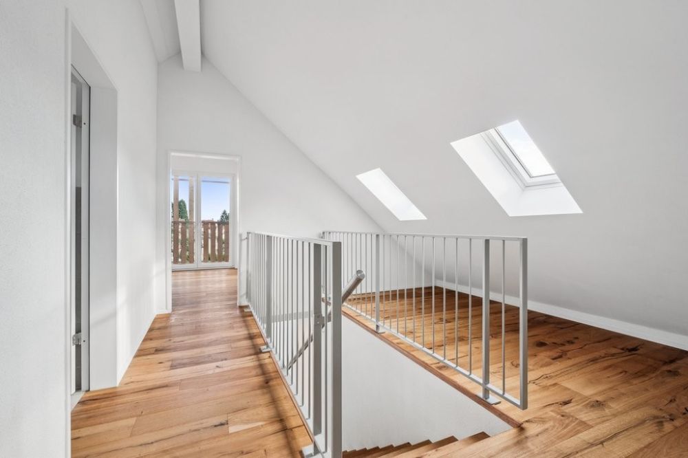 GROSSZÜGIGE MAISONETTE WOHNUNG IN MENZIKEN ZU VERMIETEN - Bild 6