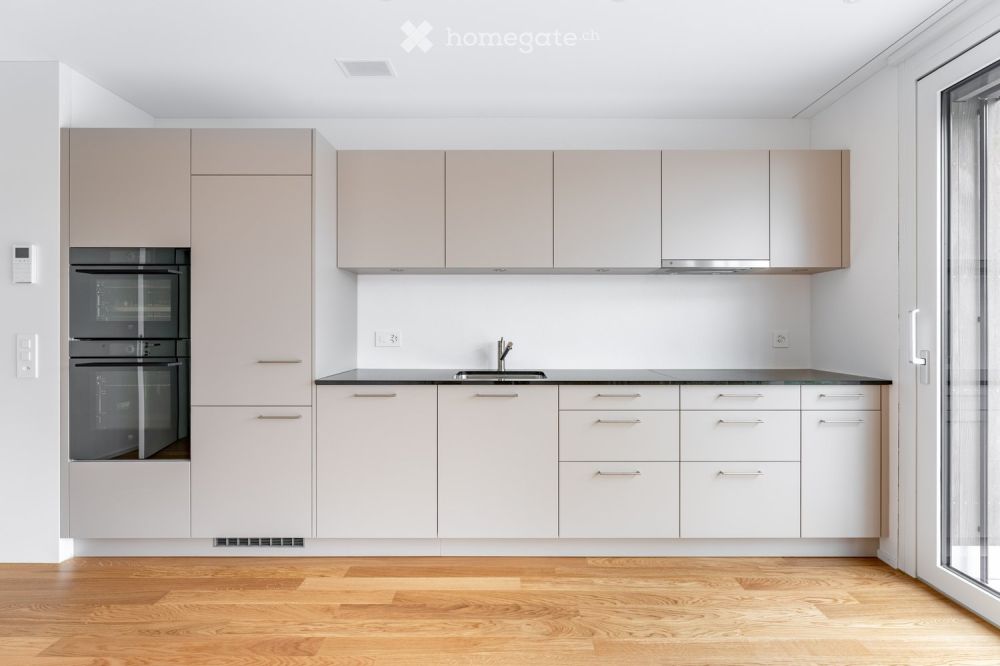 Attikawohnung mit 2.5 Zimmer, zentral - modern - neuwertig - Ausbaustandard wie Eigentumswohnung - Bild 5