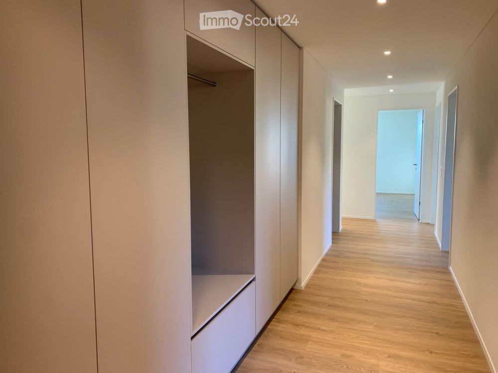 Wohnen mit Weitblick – Moderne 5.5-Zimmer-Wohnung in der Überbauung SONNENBÜEL in Eschenbach - Bild 6
