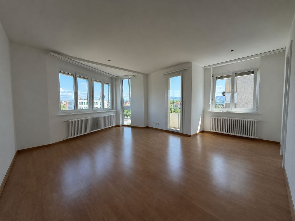 ERSTVERMIETUNG NACH SANIERUNG | 3.5-Zimmer-Wohnung an zentraler Lage - Bild 3