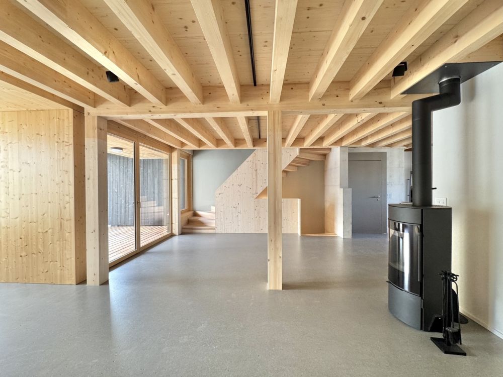 3.5 Zimmer Haus angebaut, Lift, Top Ausbau - Bild 2