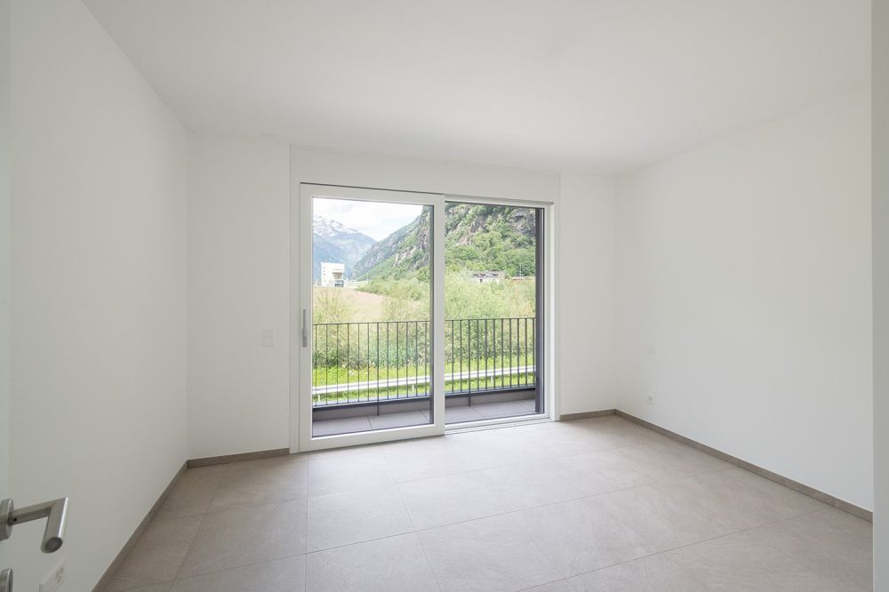 Moderno appartamento 4.5 locali con vista a Pollegio - Bild 9