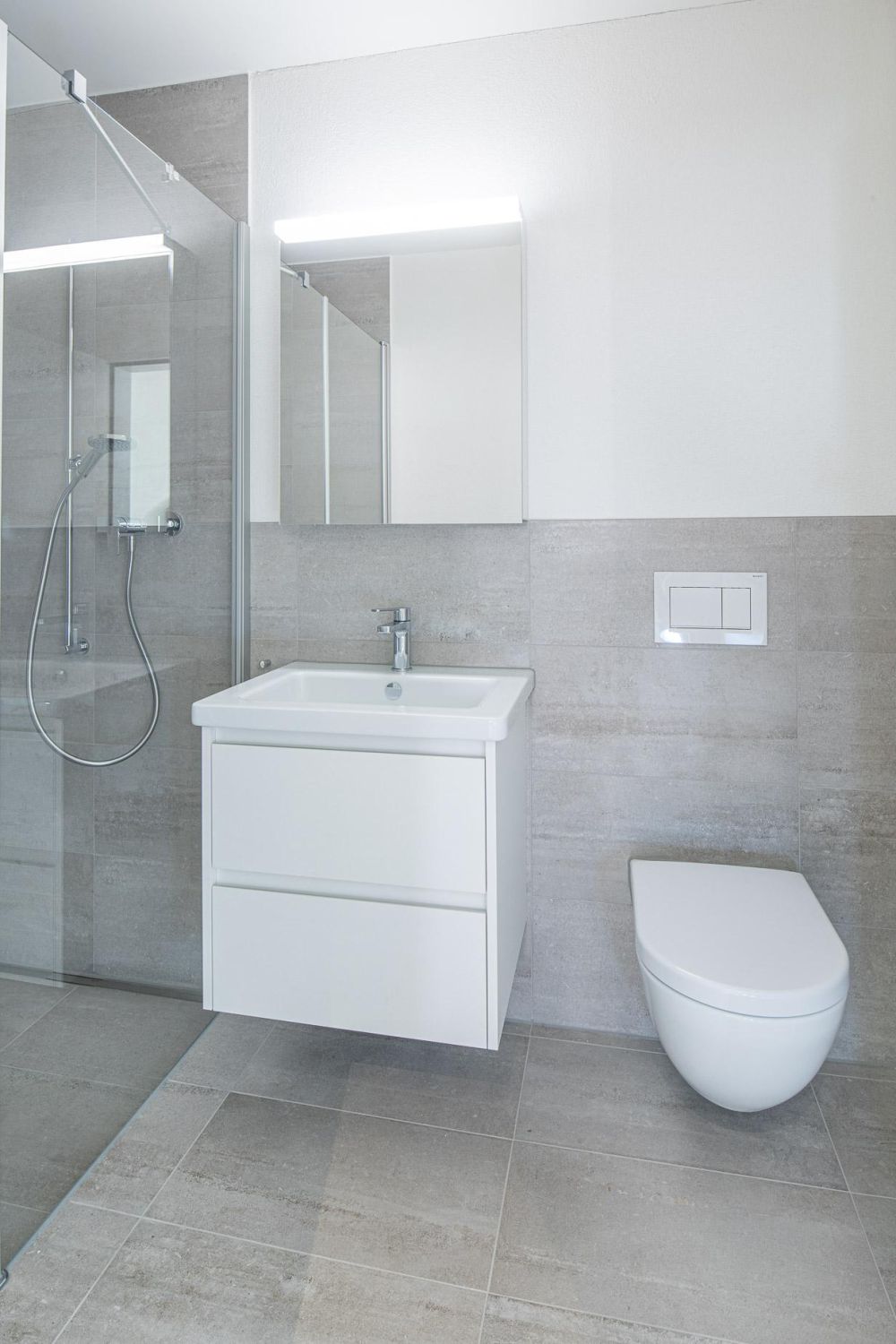 Schöne moderne 3.5 Zimmer-Wohnung in Neuhausen! - Bild 10