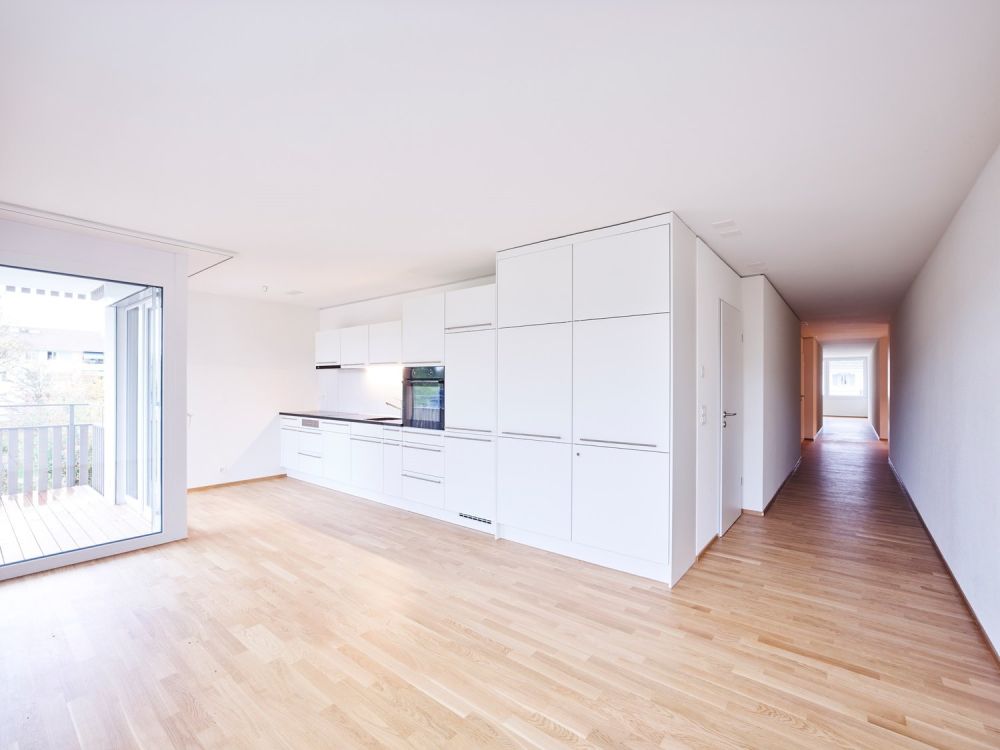 WG Zimmer - 2_Küche mit Korridor