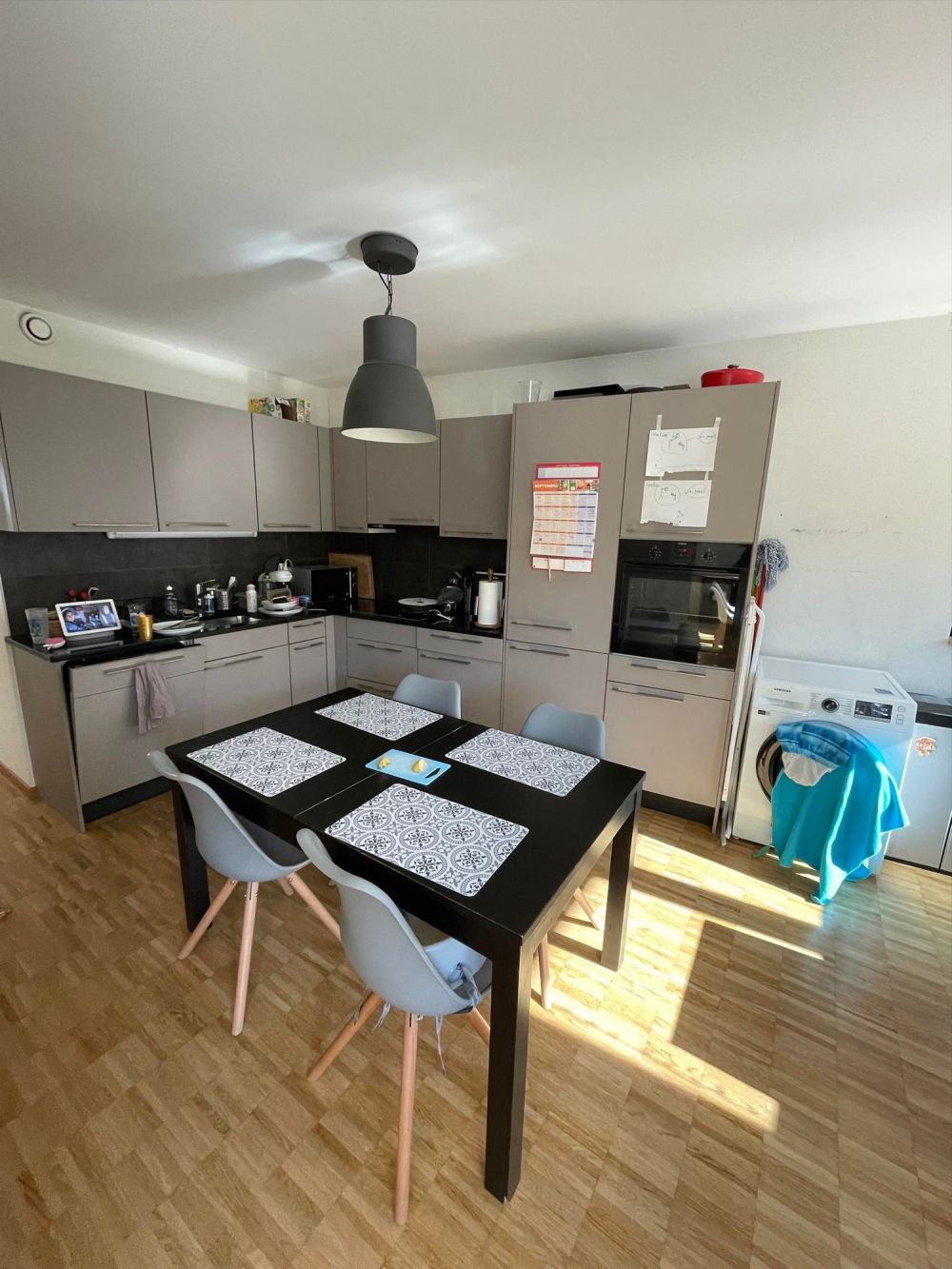 Magnifiquel appartement proche  de l'Aéroport - Küche