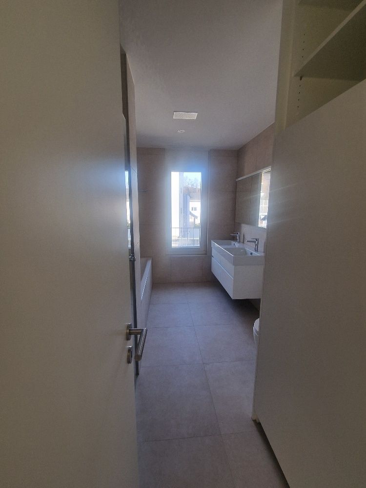 Luxuriöse 3.5 -Zimmerwohnung (mit Minergie-P) im EG an der Sonneckstrasse 3 - Bild 2