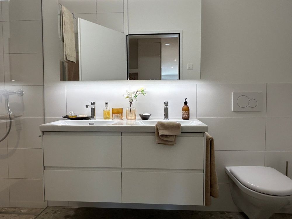 Erstbezug - neue 3.5 Zimmerwohnung im Zentrum von Wattwil zu vermieten - Badezimmer