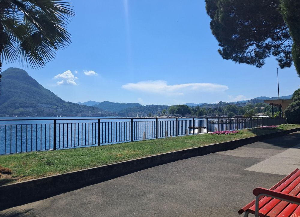 Moderno appartamento arredato di 2.5 locali a due passi dal lago - Bild 10