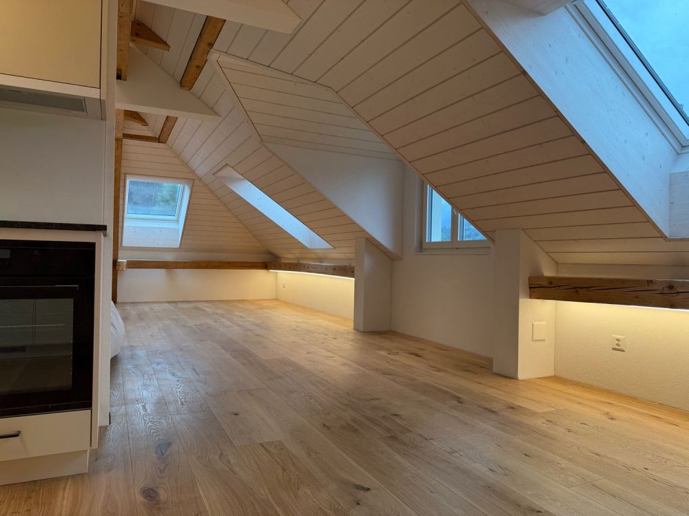 Moderne 3.5-Zimmer-Dachwohnung an ruhiger Lage in Nesslau - Bild 6