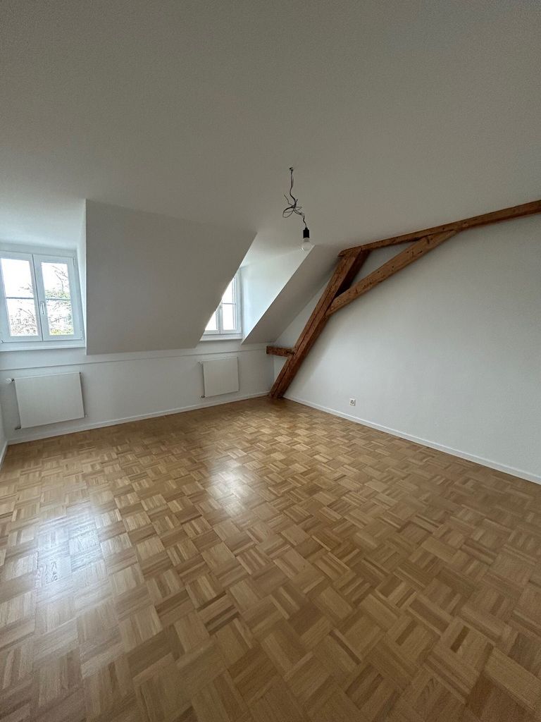 Erstbezug nach Sanierung - Dachwohnung Bürgergemeinde Aesch - 26.jpg
