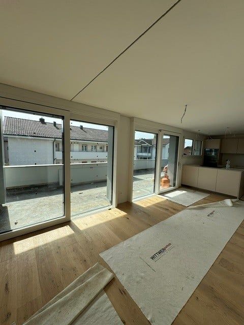 Attika-Wohnung mit grosser Terrasse - Erstbezug nach Totalsanierung - Bild 4