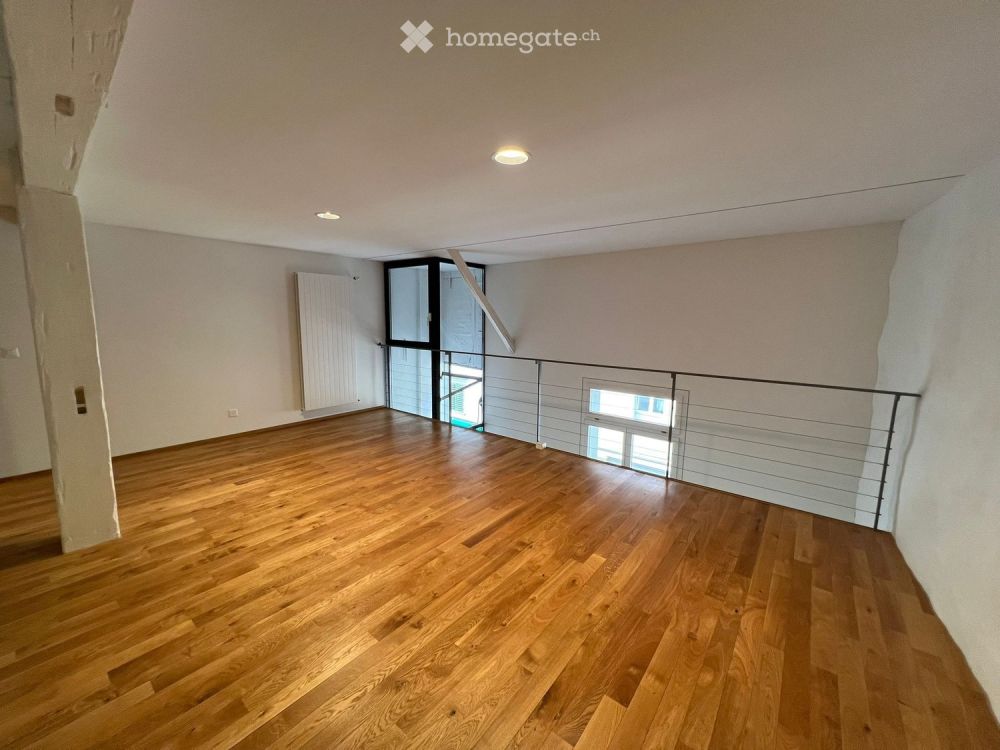 Altstadthaus mit Garage (Erstbezug nach Renovation) / Old town house with parking (just renovated) - Bild 11