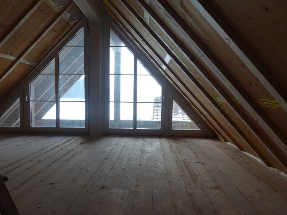 Neubau - 5.5-Zimmer-Dachwohnung mit grosser Galerie und zwei Balkonen - Galerie