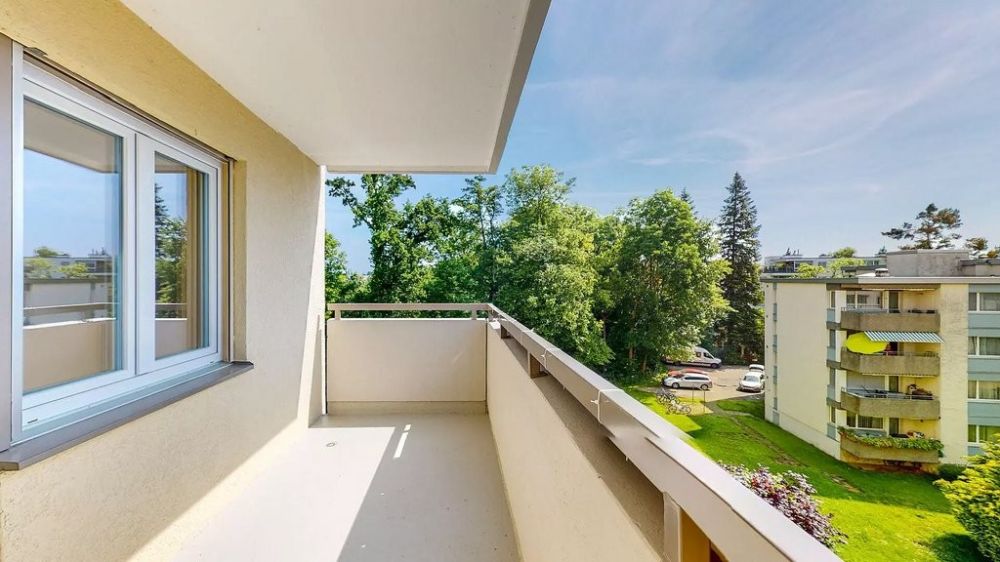 kernsanierte 5.5 Zimmer-Wohnung in grüner Umgebung! - Balkon 2