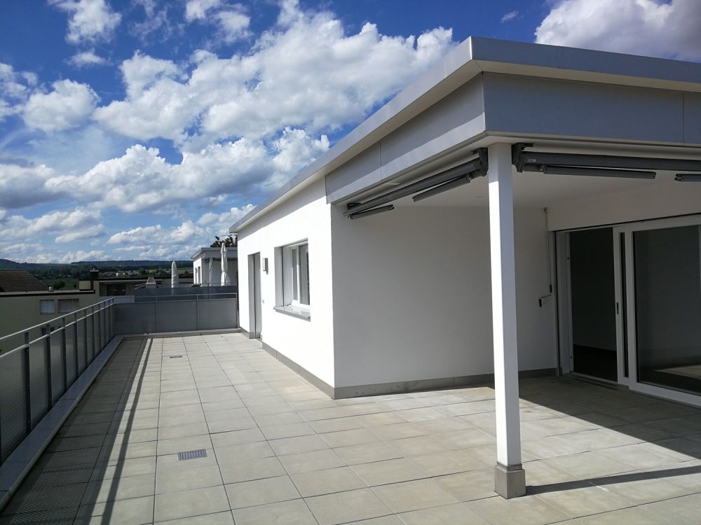 Nachmieter gesucht: Helle 5.5-Zimmer-Wohnung mit Balkon und Weitsicht in Lupfig - Bild 6