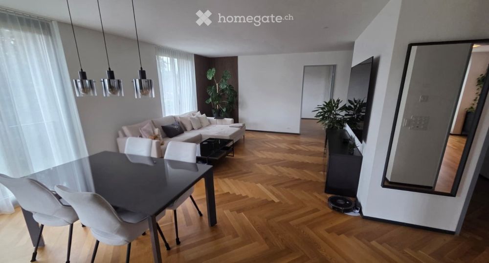 Zentral gelegene 3.5 Zimmer-Wohnung im Herzen von Uster - Bild 1